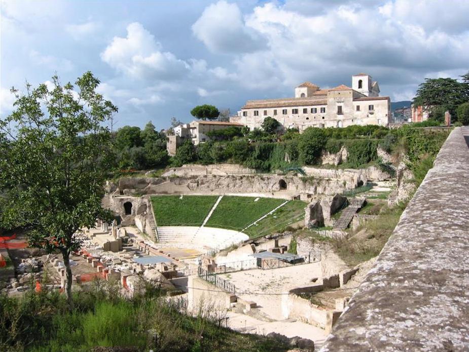Teatro romano di Sessa Aurunca